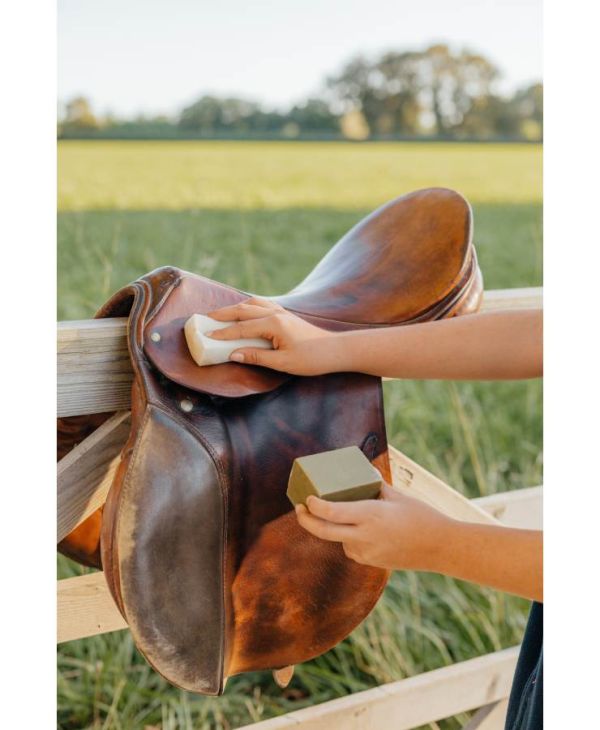 Olivenölseife für Leder